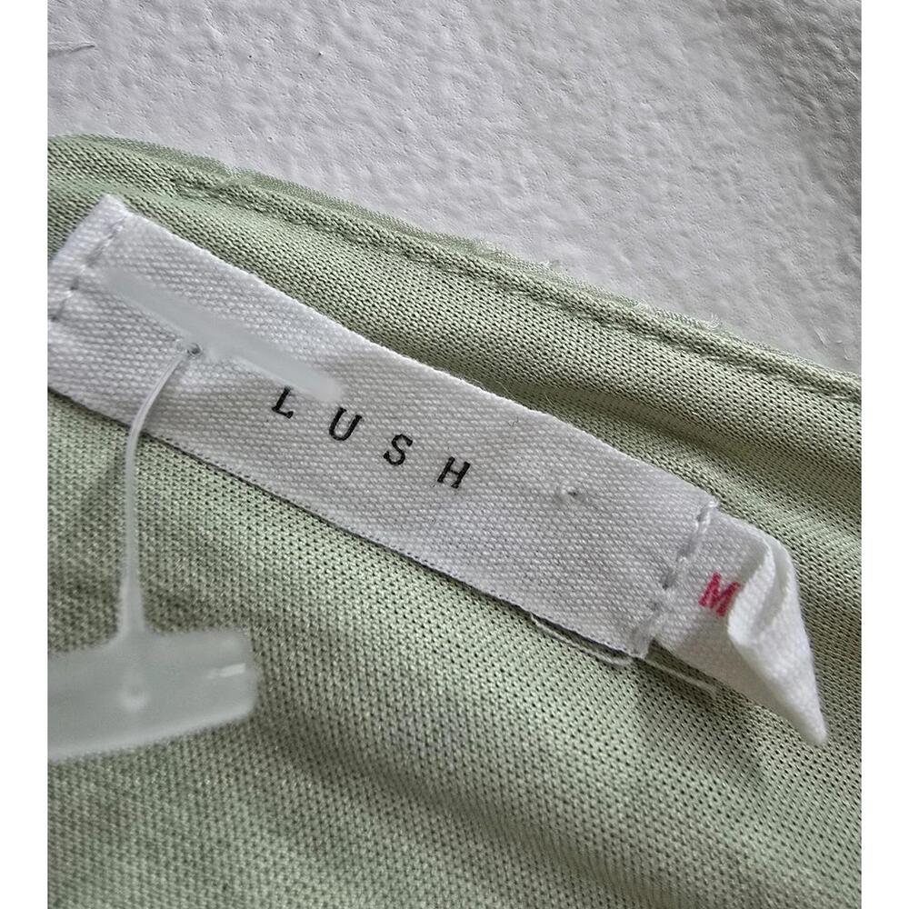 Lush dress - Picture 4 of 4